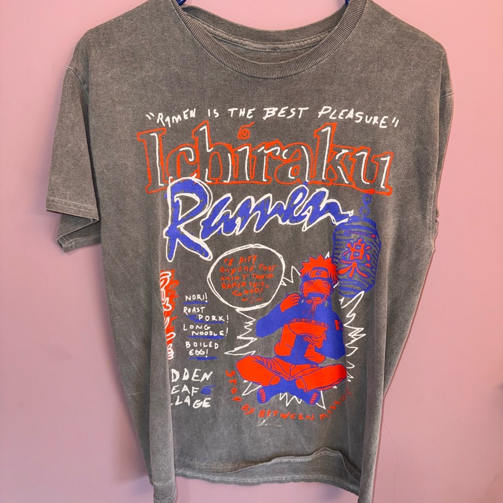 Ripple Junction Gray Short Sleeve Tee with Vintage Graphic